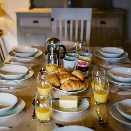 Luxury 1 Bed - Great Location - Peaceful-hot Tub וילה באונס-און-ווינדרמיר