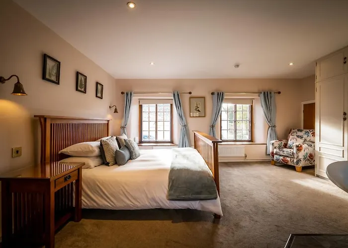 Luxury 1 Bed - Great Location - Peaceful-hot Tub Villa