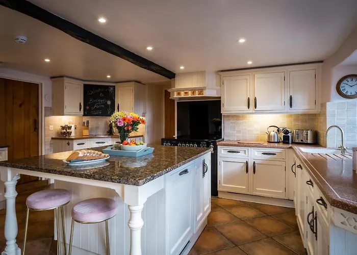 Luxury 1 Bed - Great Location - Peaceful-hot Tub Bowness-on-Windermere