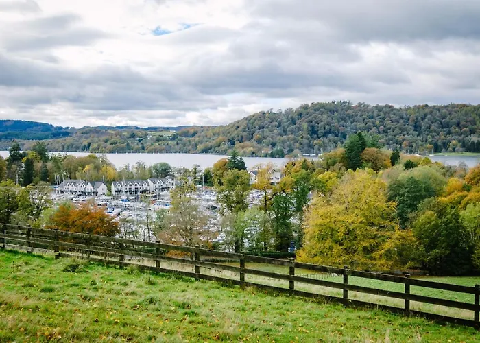 Villa Luxury 1 Bed - Great Location - Peaceful-hot Tub Bowness-on-Windermere