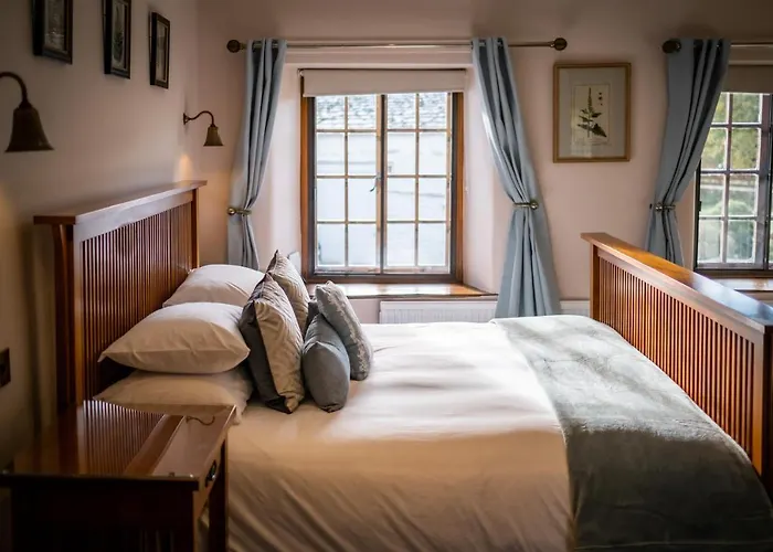 Luxury 1 Bed - Great Location - Peaceful-hot Tub *