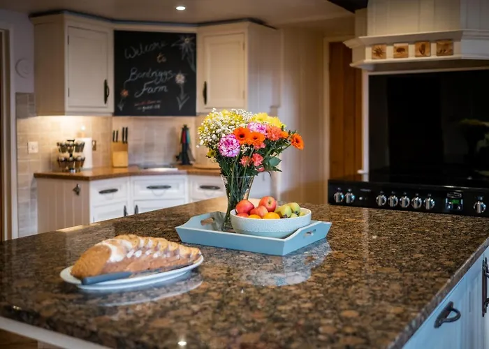 Luxury 1 Bed - Great Location - Peaceful-hot Tub Villa